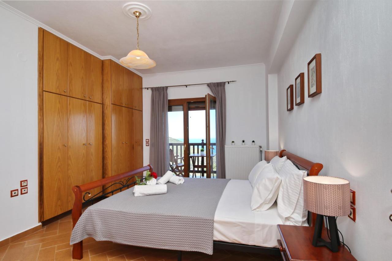 Villa Margini, Aegean Views , Pool Villa, Skopelos Экстерьер фото