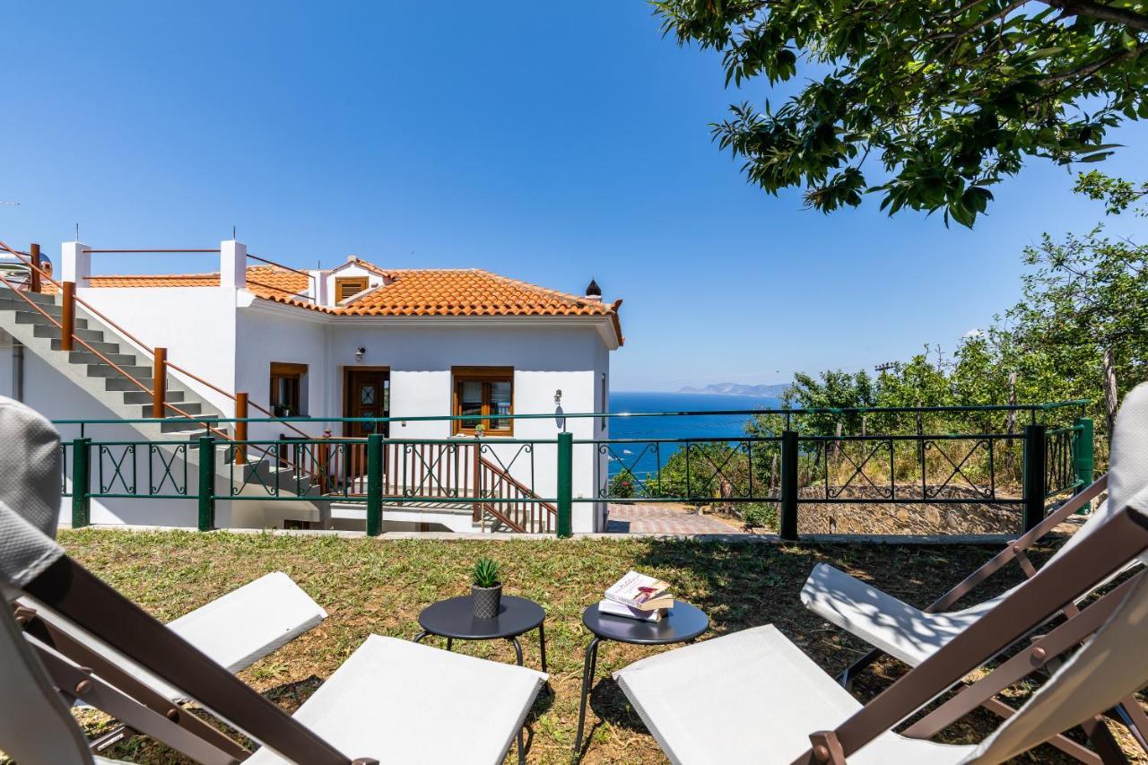 Villa Margini, Aegean Views , Pool Villa, Skopelos Экстерьер фото