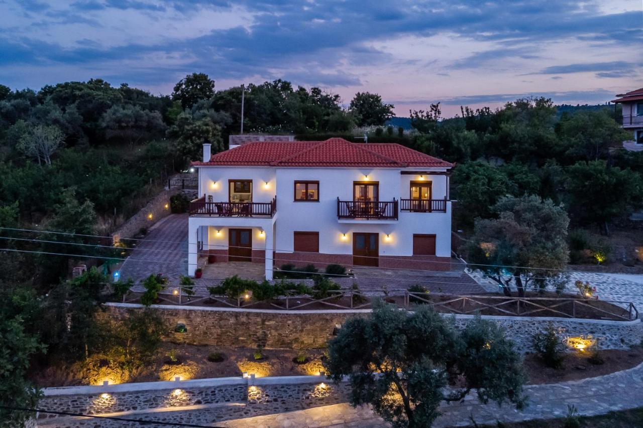 Villa Margini, Aegean Views , Pool Villa, Skopelos Экстерьер фото