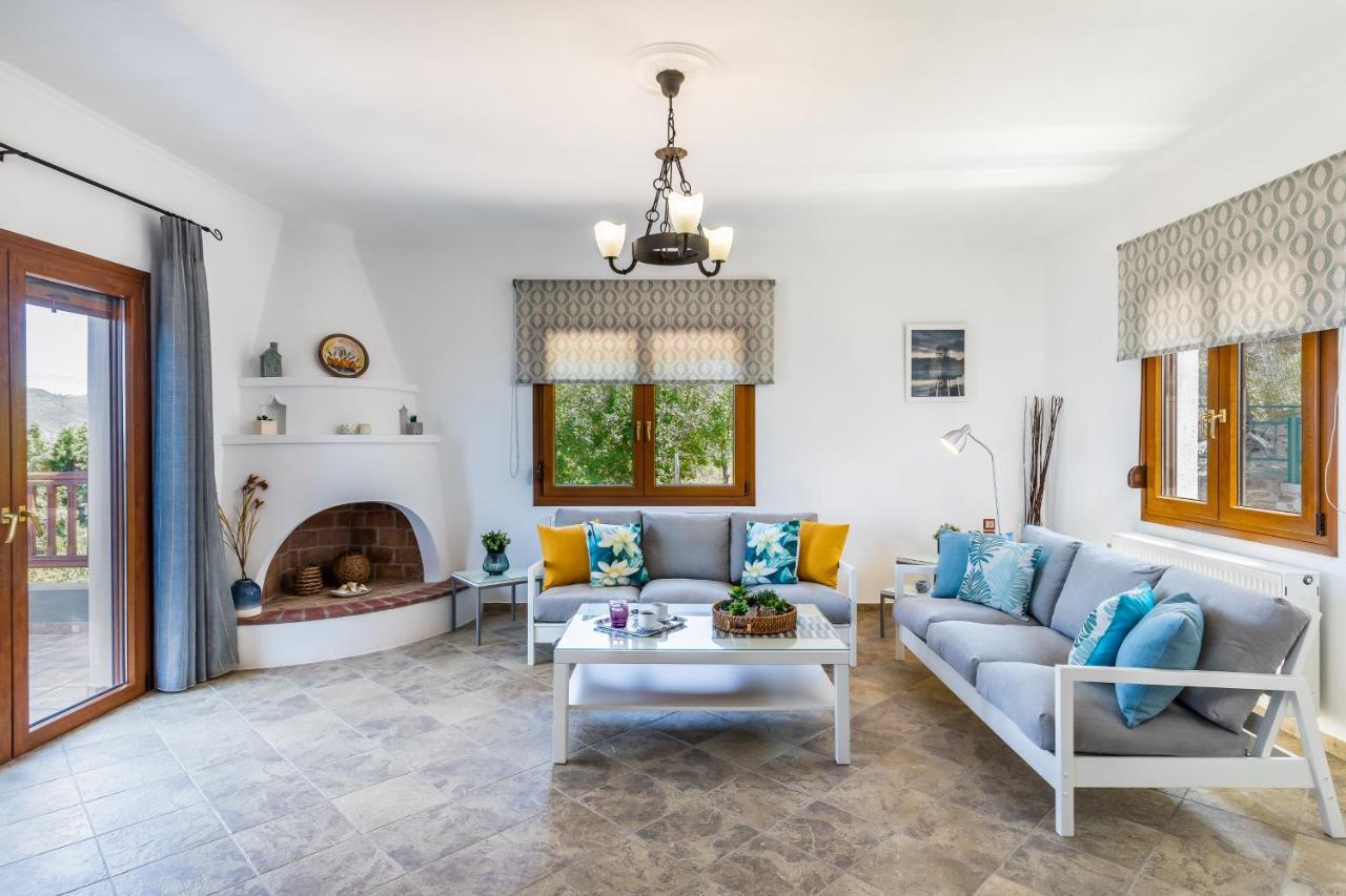 Villa Margini, Aegean Views , Pool Villa, Skopelos Экстерьер фото