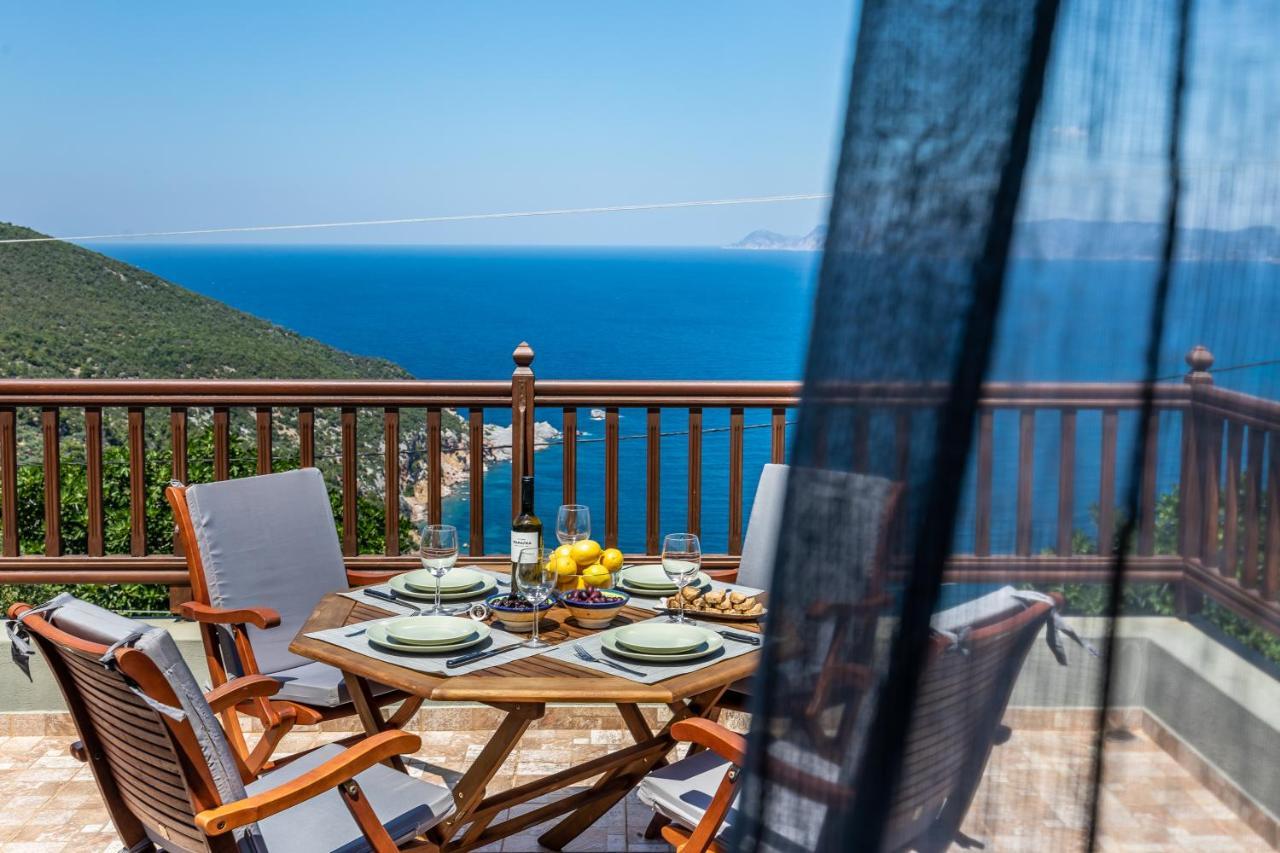 Villa Margini, Aegean Views , Pool Villa, Skopelos Экстерьер фото